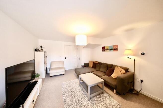 3 bed Terraced for sale Image 7