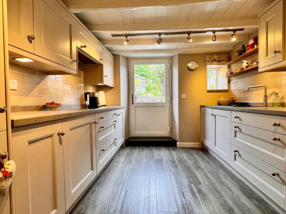 1 bed Terraced for sale Image 5