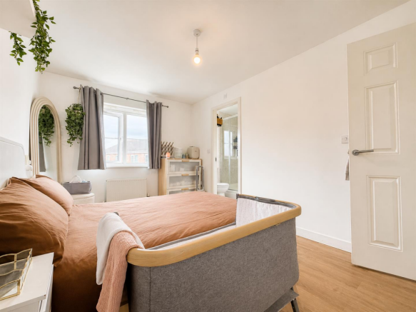 4 bed End of Terrace for sale Image 9