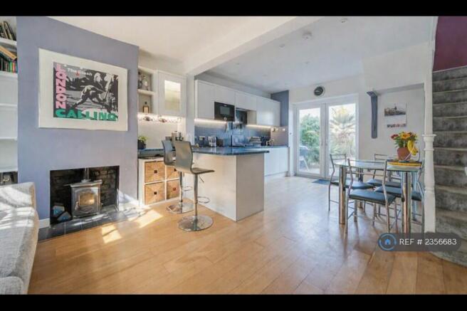 Kitchen/Dining