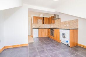 2b, Conygre Road, Bristol BS34 7DA