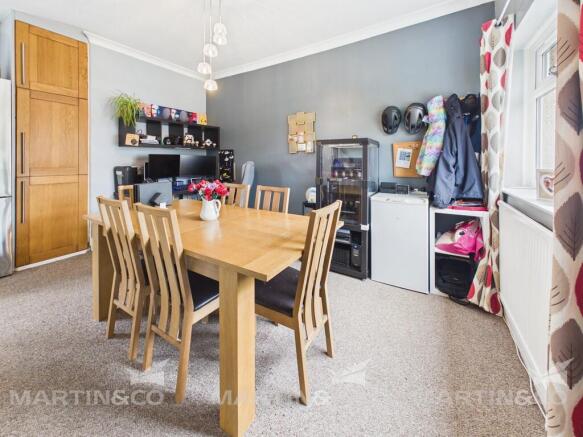 2 bed Terraced for sale Image 9