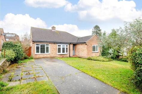 Burnells Way, Stansted, Essex, CM24