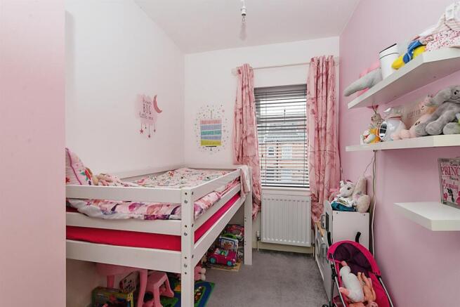 2 bed Terraced to rent Image 9