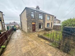 8, Blakehill Avenue, Bradford BD2 3JT