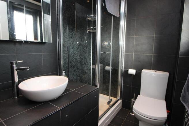 En-Suite Shower