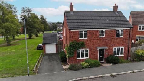 Myatt Avenue, Stone, ST15