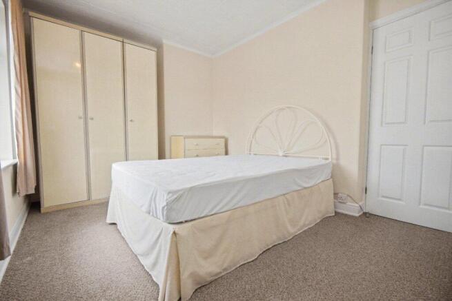 2 bed Terraced for sale Image 6
