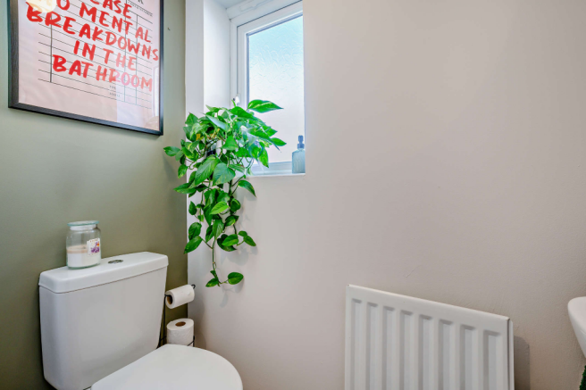 2 bed Semi-Detached for sale Image 6