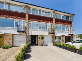 42, Rookery Court, Marlow SL7 3HR