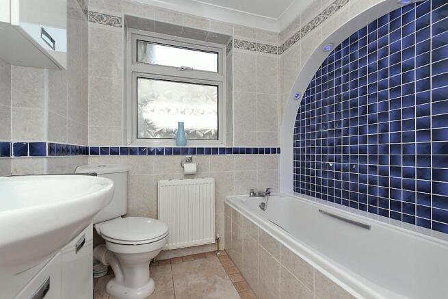 Ace-Bathroom_2.jpg