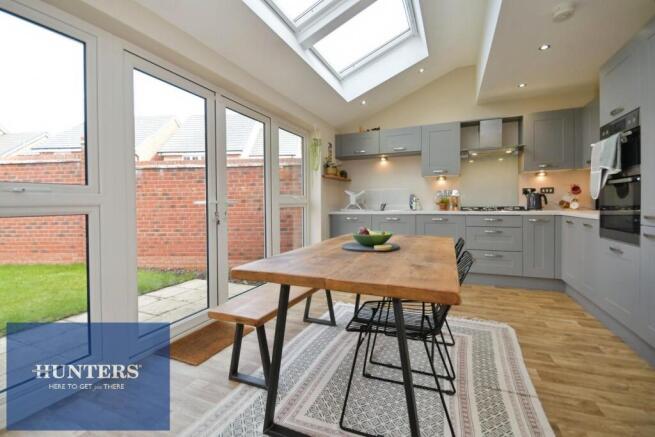 KITCHEN DINER 02.jpg