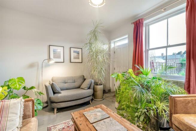 8577570-interior11.jpg