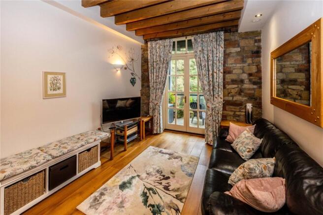 2 bed Apartment for sale Image 7