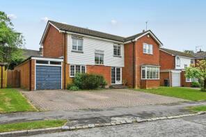8, Swift Close, Crowborough TN6 1UN