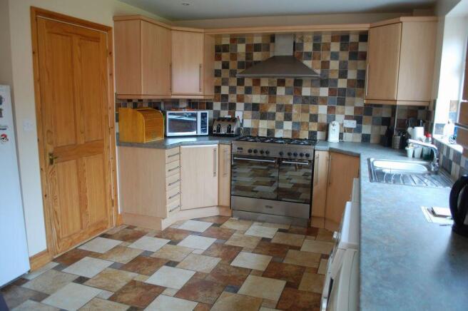 KITCHEN AREA