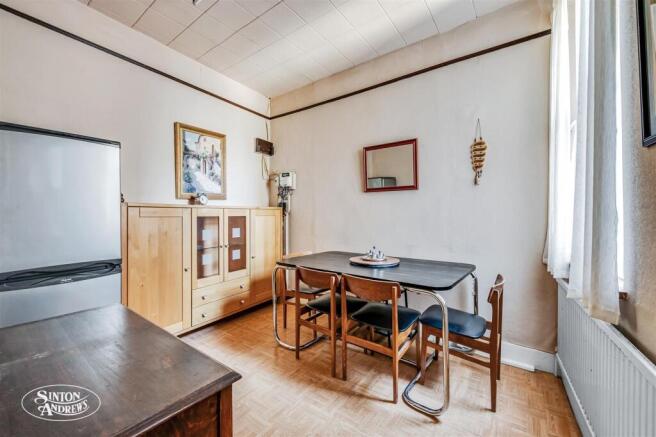 62 Leighton Road-6.jpg