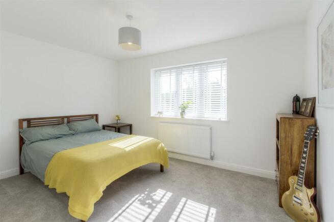 7a Oakfield Gardens , Atherstone