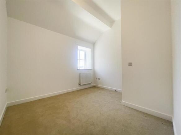 3 bed Barn Conversion to rent Image 11