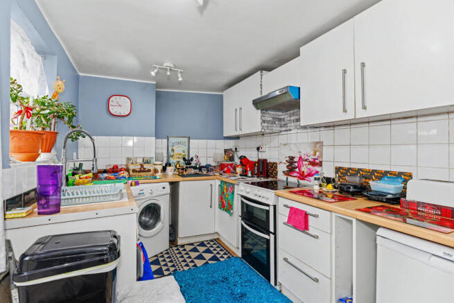 1 Broad Green, Wellingborough, NN8 4LE