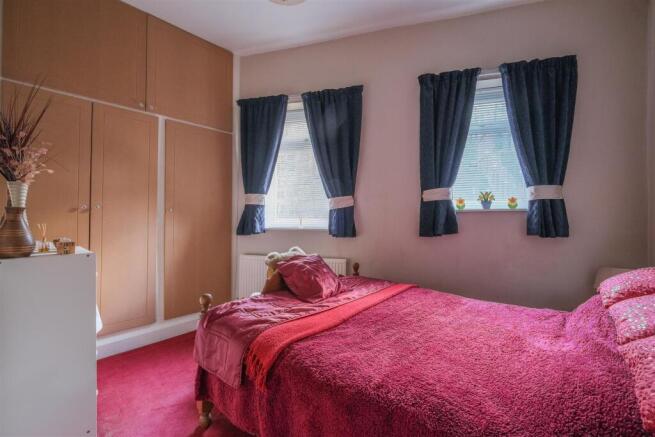 2 bed Terraced for sale Image 9
