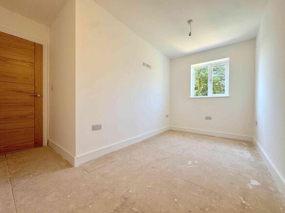 4 bed Town House for sale Image 10