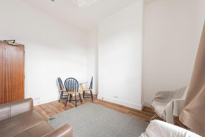 4 bed Terraced for sale Image 5