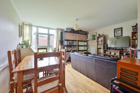 Woking Close, Putney, London, SW15