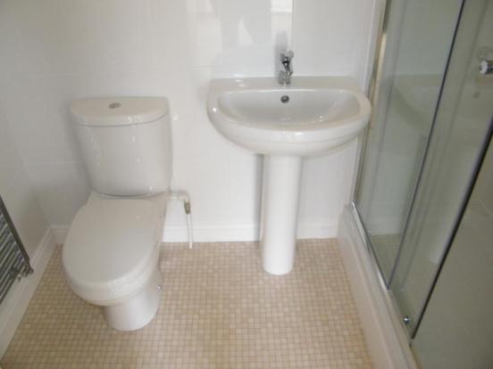 Example En Suite