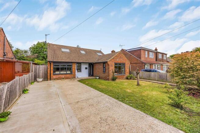 Woodfield Park Road, Hermitage-Small-PorticoMarket