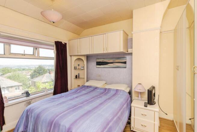 3 bed Semi-Detached for sale Image 11