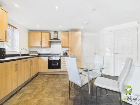 EweMove Basingstoke Carter Drive Kitchen