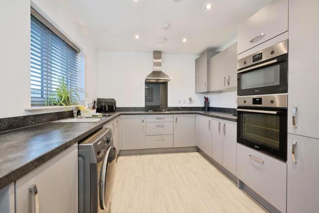 Houghton Way, Stilton, Peterborough photo 4