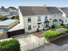 20, Uxilla Terrace, Bridgend CF31 3BB