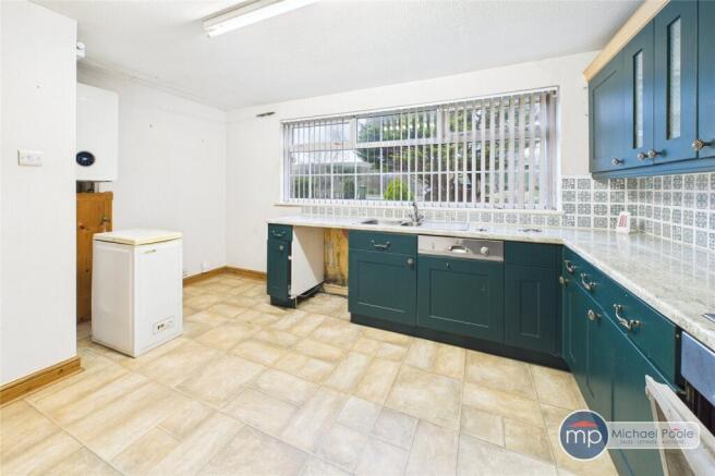 3 bed Semi-Detached for sale Image 6
