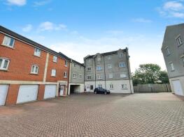 43, 36 44, Carver Close, Stratton St Margaret, Swindon SN3 4GJ