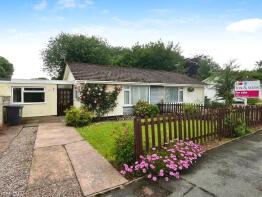 16, Apple Tree Close, Tiverton EX16 8AR