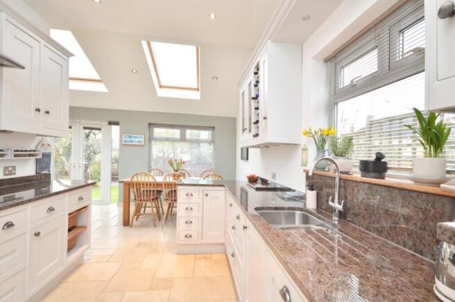 L-shaped Kitchen/Dining/Family Room