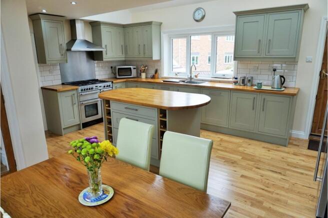 Kitchen / Diner