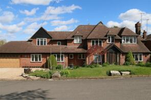 12, The Avenue, Radlett WD7 7DJ