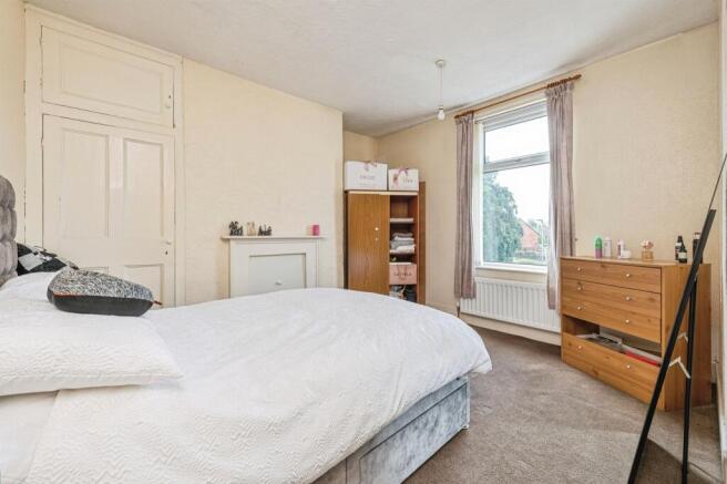 2 bed Terraced for sale Image 8