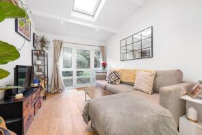 Flat 1f, 88-90, Ritherdon Road, London SW17 8QG