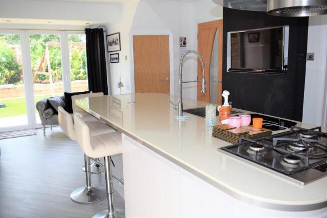 Kitchen / Breakfast