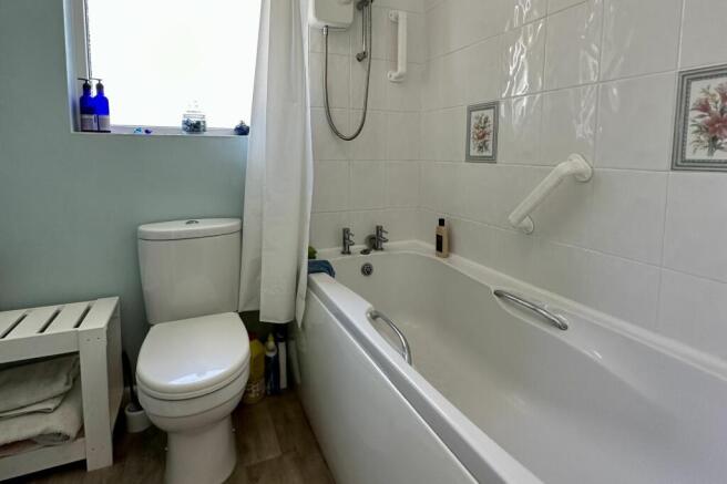 Photo 9