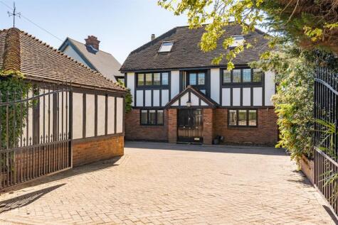 East Ridgeway, Cuffley
