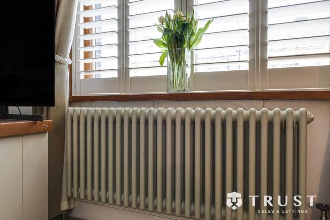 3 bed Terraced for sale Image 8