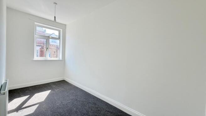2 bed Apartment to rent Image 7