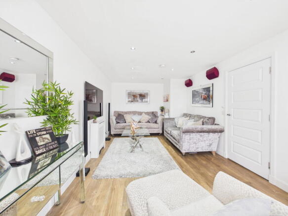 Appleton Drive, Livingston, EH54 6FP photo 5