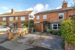 46, Common Lane, Addlestone KT15 3LJ