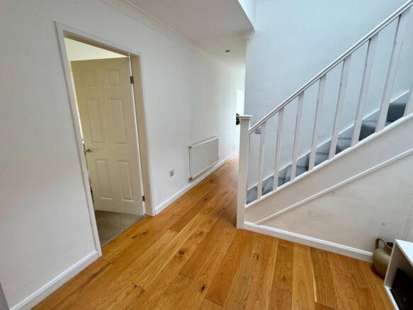 3 bed Semi-Detached Bungalow for sale Image 10